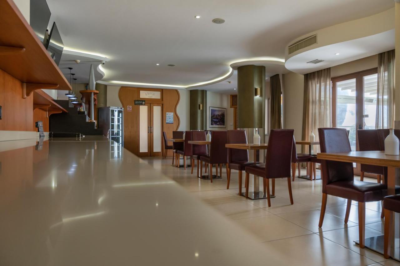 Hotel Agora Sure Hotel Collection By Best Western ラーゴ・パトリア エクステリア 写真