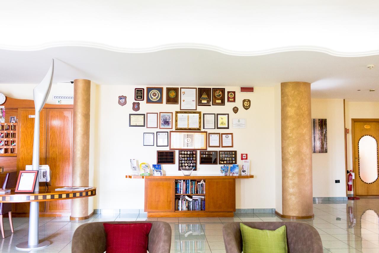Hotel Agora Sure Hotel Collection By Best Western ラーゴ・パトリア エクステリア 写真