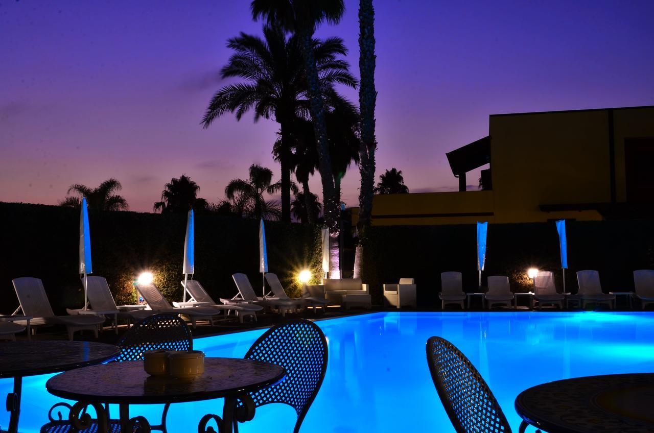 Hotel Agora Sure Hotel Collection By Best Western ラーゴ・パトリア エクステリア 写真